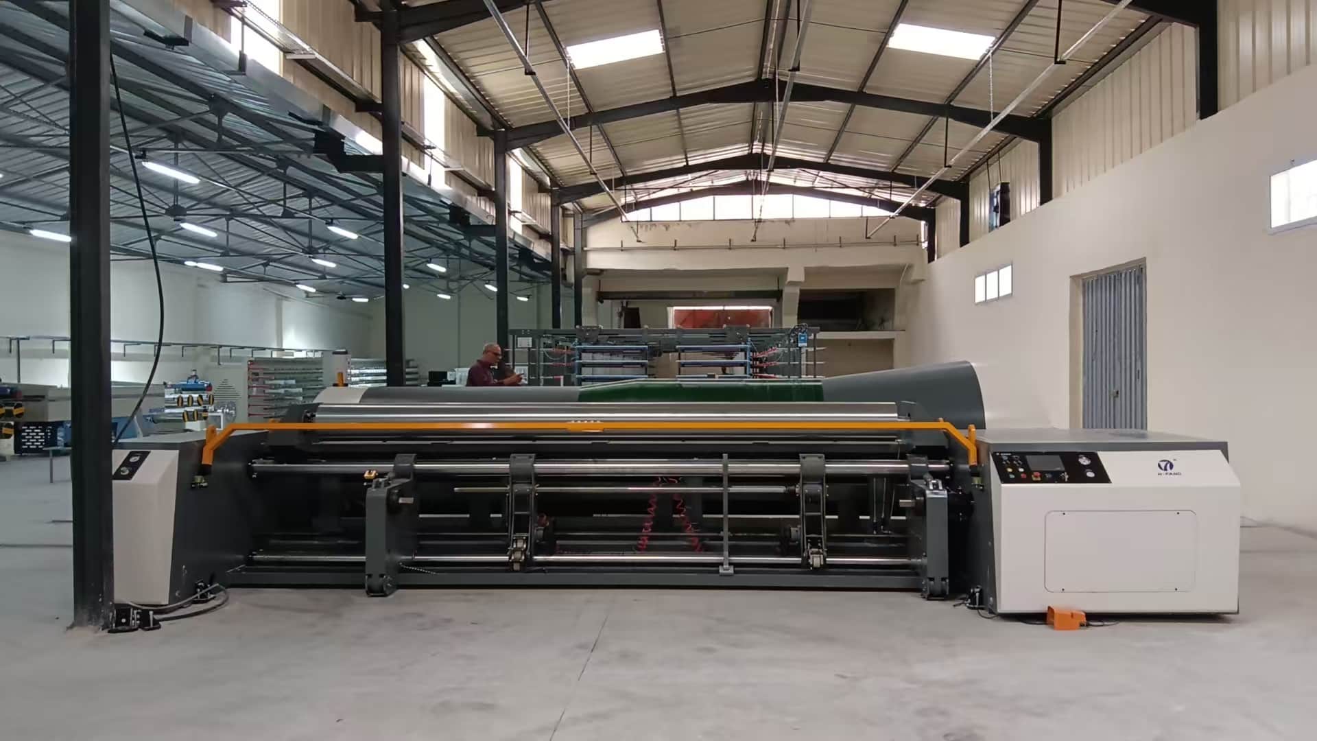 Sectional warping machine